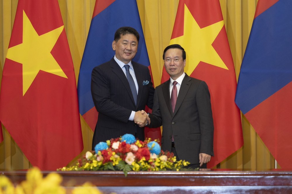БНСВУ Монгол Улсаас 4.7 сая ам.долларын эрдэс бүтээгдэхүүн импортолжээ