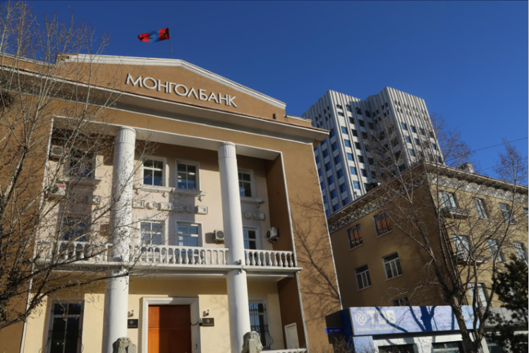 Монголбанк: Уул уурхайн салбарын үйлдвэрлэл 9.6 хувиар өсөх төлөвтэй