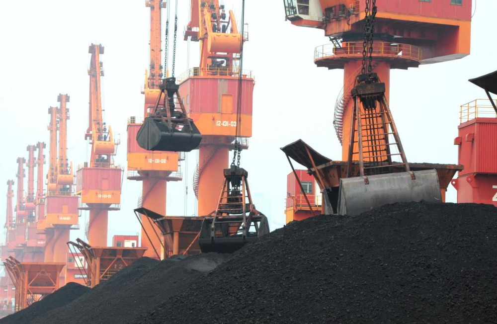 Хятад: Коксжих нүүрсний нийлүүлэлт чангарах болгоомжлолоор үнэ өсч байна