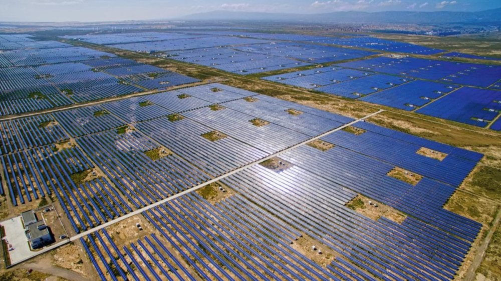 Хятадын эрчим хүчний үйлдвэрлэлийн 57 хувийг нарны эрчим хүч эзэлж байна