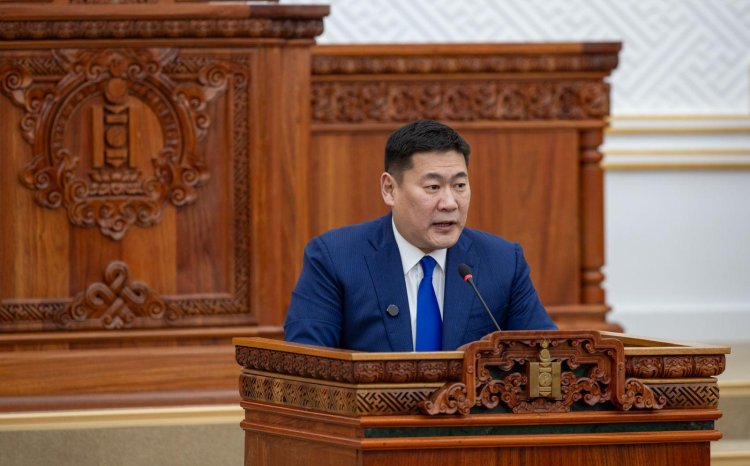 Л.Оюун-Эрдэнэ: АМНАТ-ийг Үндэсний баялгийн сангийн төлбөр  болгоно