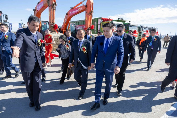 Энэхүү төмөр зам нь хоёр орны хөгжлийн зам, нөхөрлөлийн зам болно гэж итгэж байна
