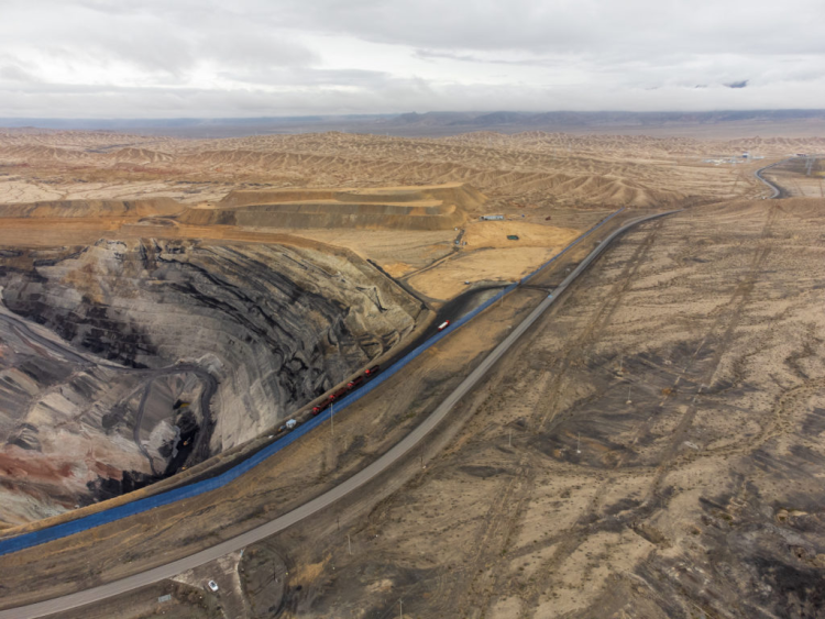 China Shenhua Energy-ийн нүүрсний олборлолт, буурч байна
