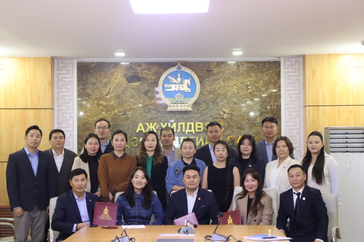 Салбарын доод цалинг хөдөлмөрийн хөлсний доод хэмжээг хоёр дахин нэмэгдүүлсэнтэй тэнцүү байхаар тогтов