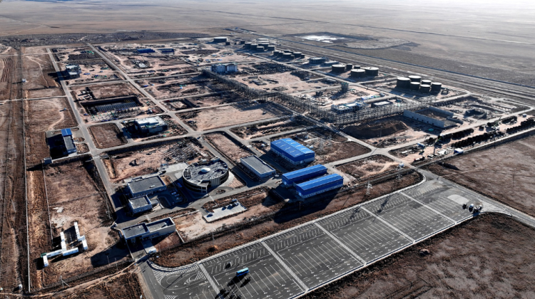 Газрын тосны үйлдвэрийн бүтээн байгуулалт 50 гаруй хувьтай үргэлжилж байна