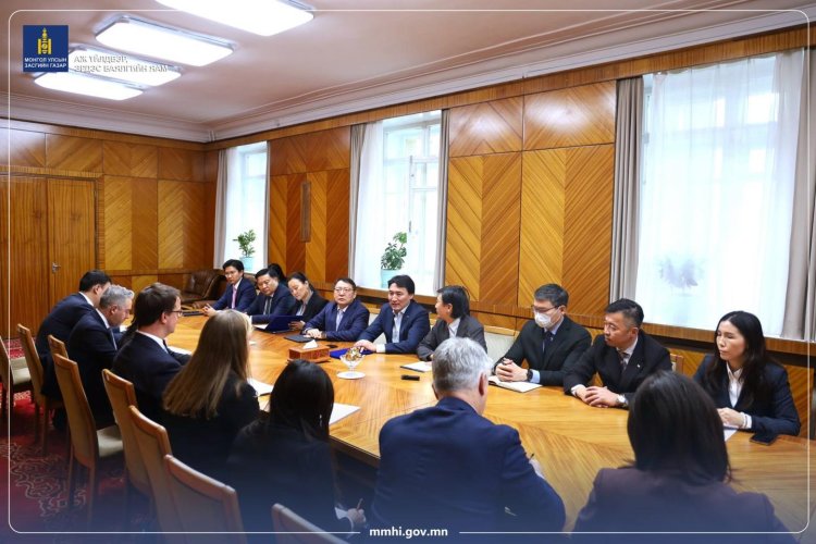 АҮЭБЯ: Рио Тинтотой менежментийн төлбөрийг эрс бууруулж, засаглалыг сайжруулах протоколд гарын үсэг зурлаа