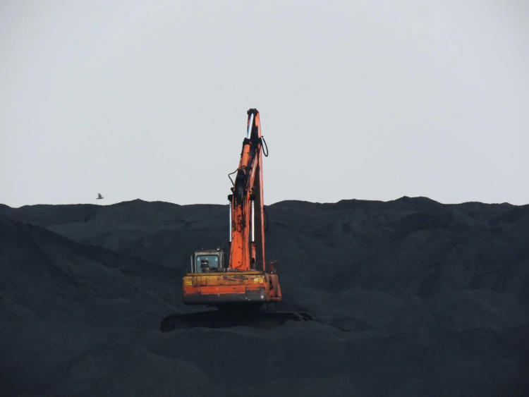 Уул уурхайн салбарт үзүүлдэг татварын хөнгөлөлтийг зогсооно