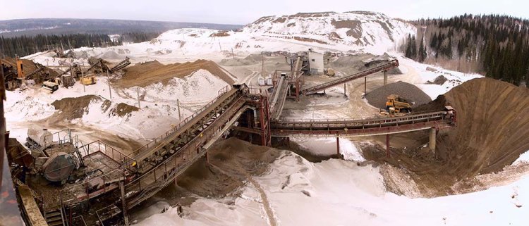 Уул уурхайн салбарын хөрөнгө оруулалтын орчин дунд үнэлгээтэй гарчээ