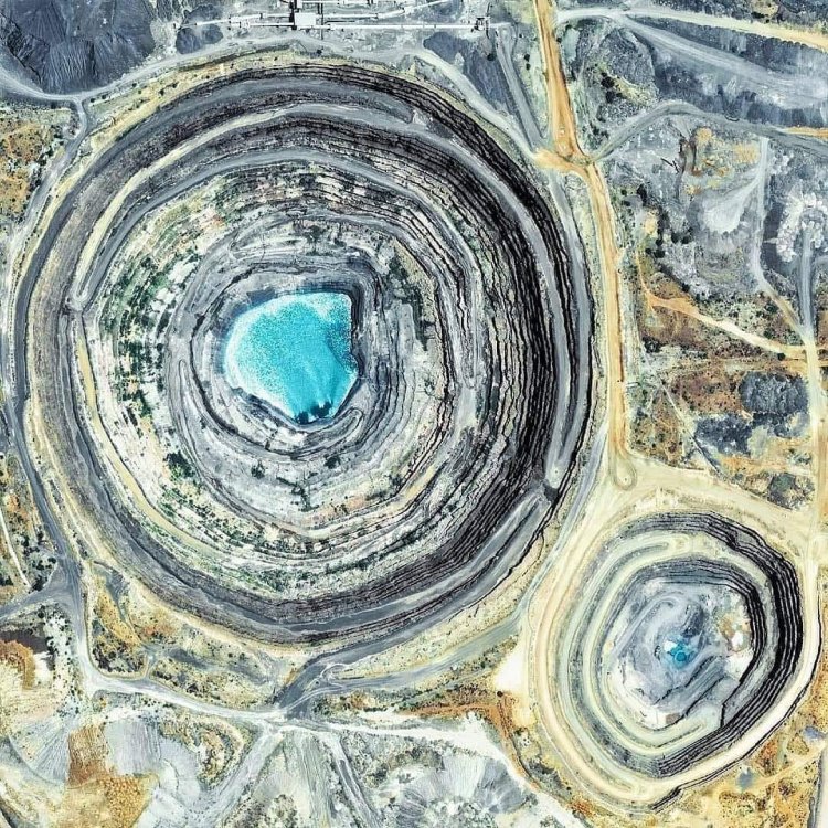 Ботсвана Оросын хөрөнгө оруулагчдыг газрын ховор элемент, алмаазны салбарт урив