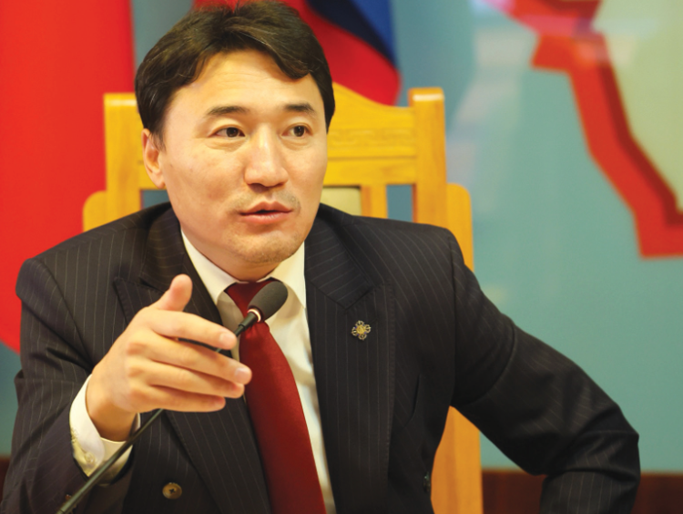 Г.Дамдинням: Олон жил гацсан ашигт малтмал, газрын тосны хуулиудыг урагшлуулна