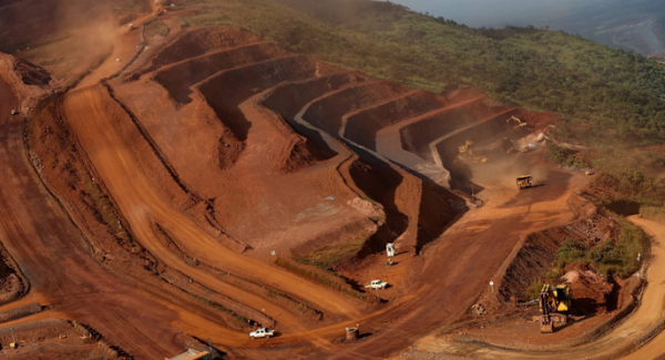 Рио Тинто, Гленкор компаниуд нэгдэх $260 тэрбумын төлөвлөгөөгөө цуцаллаа