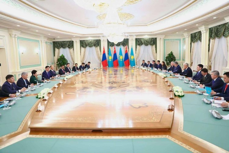 Казахстан улстай газрын тос, цөмийн энергийн салбарт хамтран ажиллана